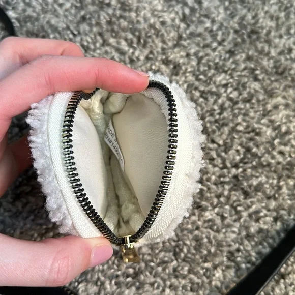 NWOT 3 piece purse set- Bear paw - Picture 9 of 10